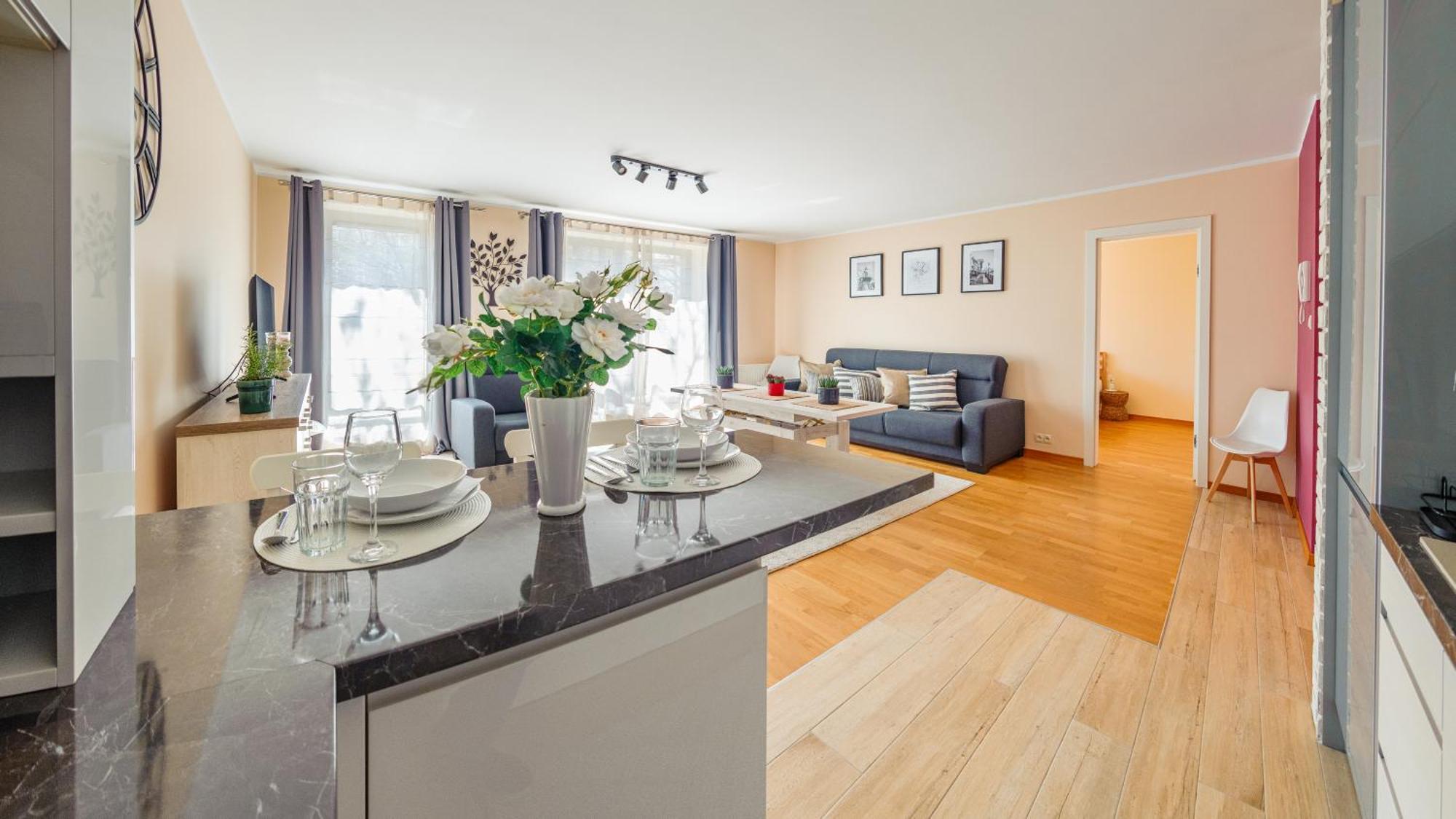 Apartamenty Sun & Snow Old Town Гданск Екстериор снимка